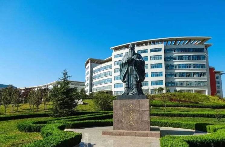 青岛科技大学